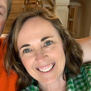 Meet your Posher, Liza